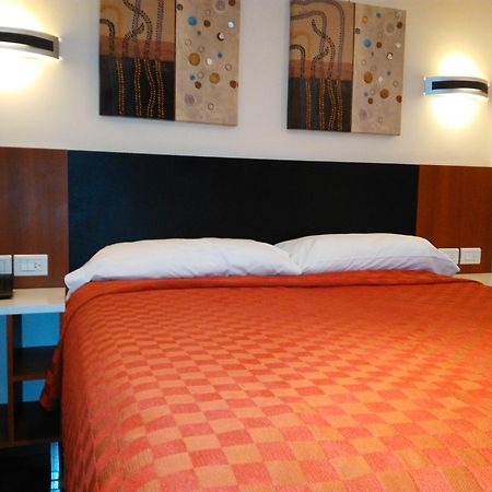 Hotel A&B Internacional Buenos Aires Kültér fotó