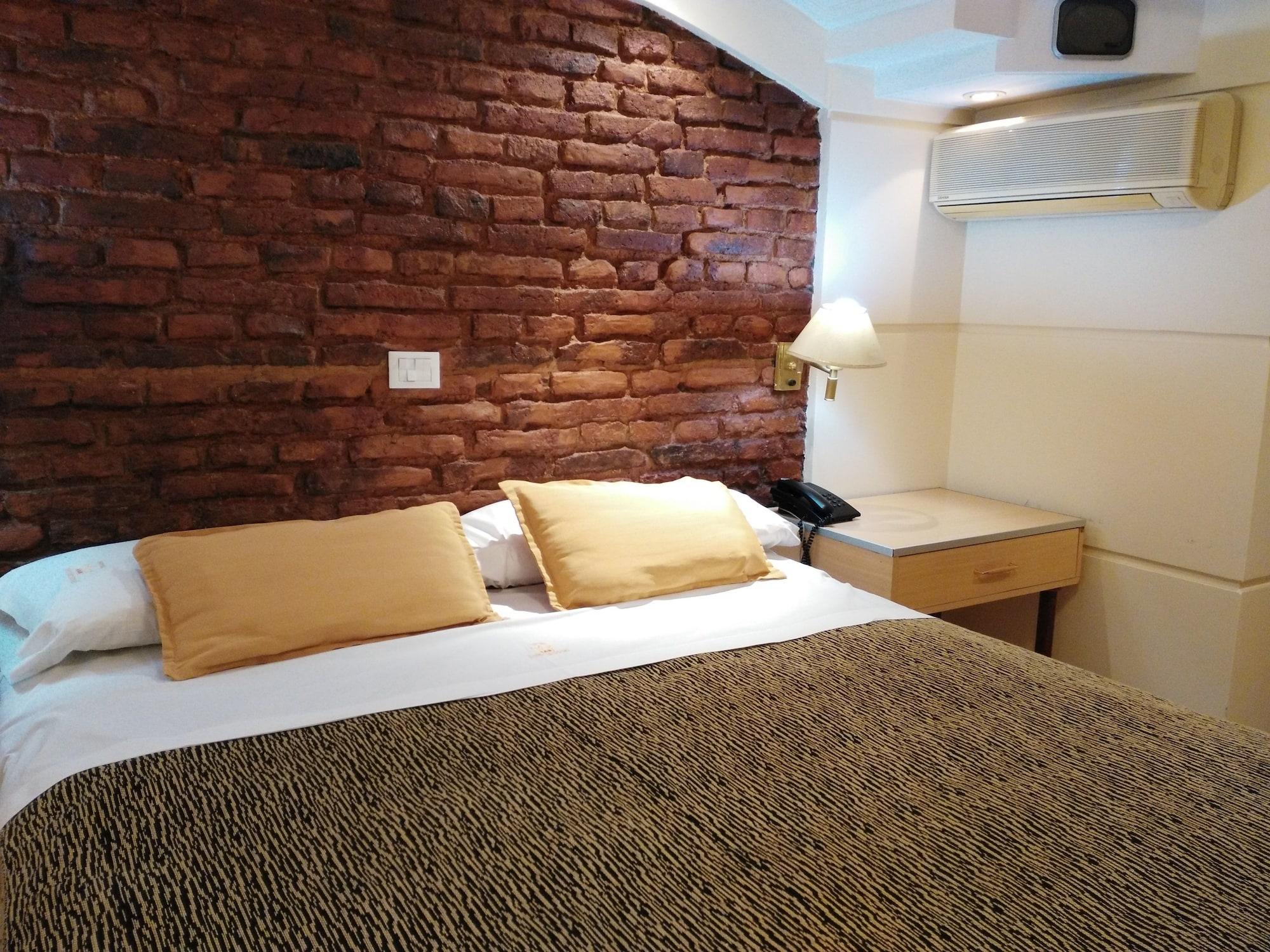 Hotel A&B Internacional Buenos Aires Kültér fotó