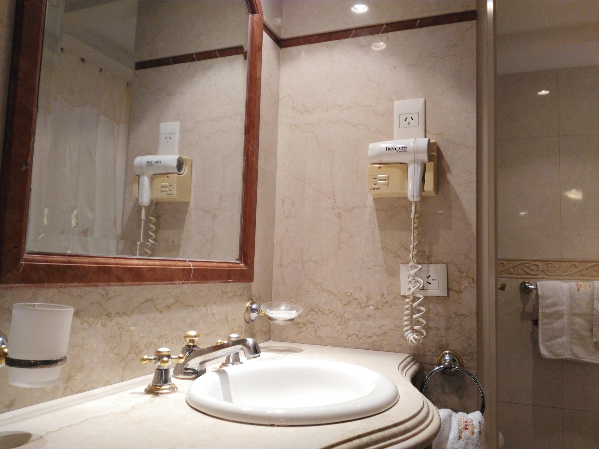 Hotel A&B Internacional Buenos Aires Kültér fotó